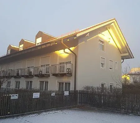 Viktoria 3*