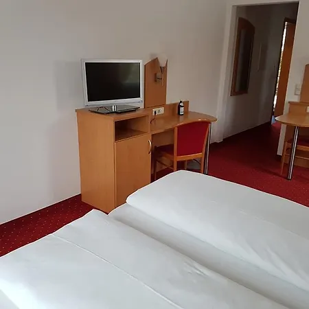Viktoria 3* Hohenbrunn